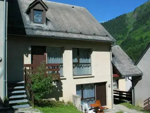 Apartment Appartement Duplex Avec Parking Couvert Deux Chambres