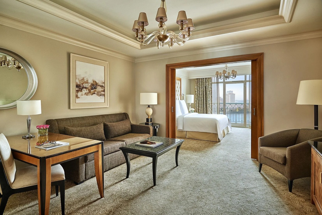 Four Seasons Hotel Cairo at Nile Plaza
