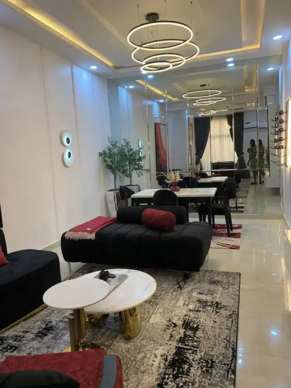 Spacious 2-bedroom apartment