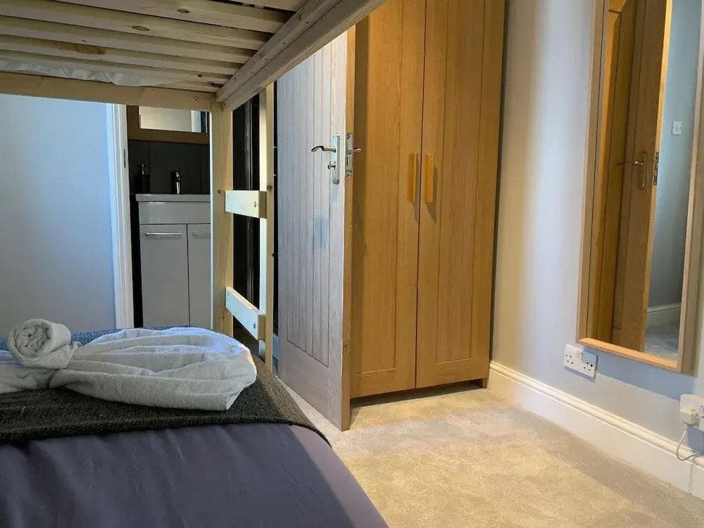 Donatello Rooms Aldgate