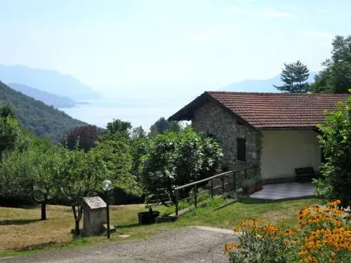 Casa Fiorella 600s