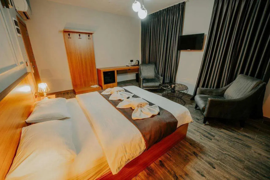 Grand Quars Hotel