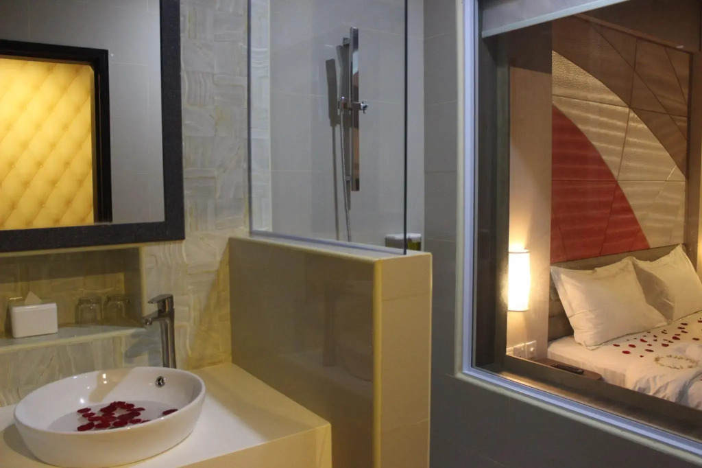 The Golden Bay Hotel Batam