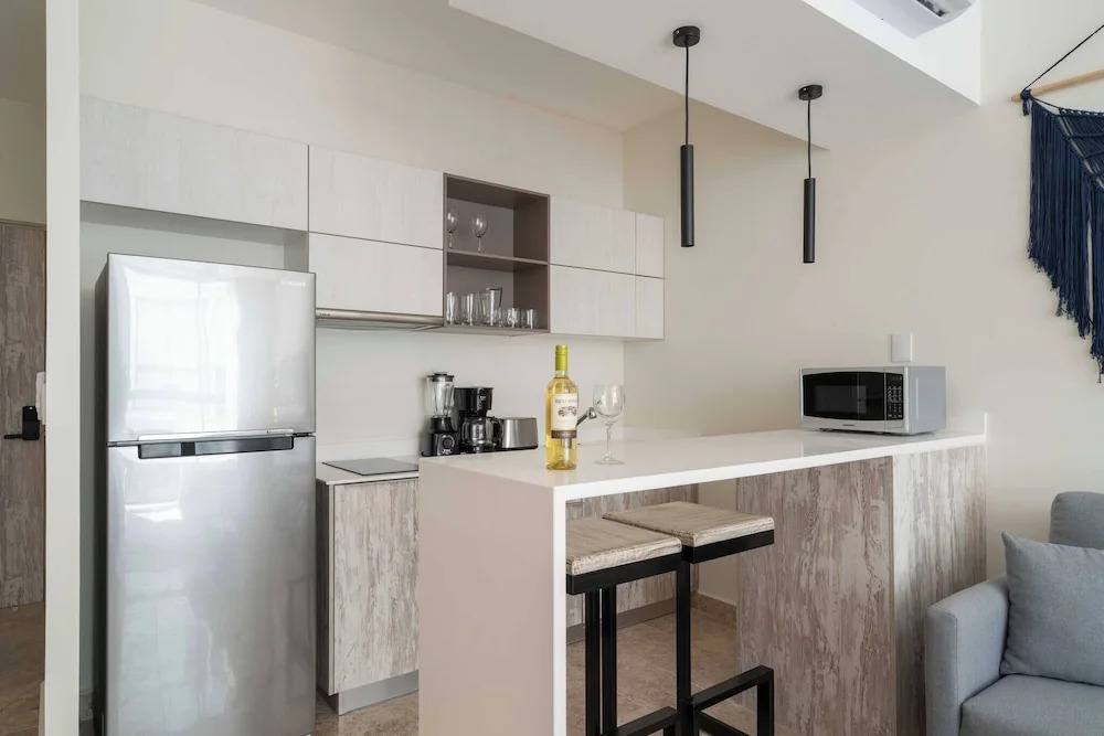Practical and Cozy AZ Studio! Close to Everything!