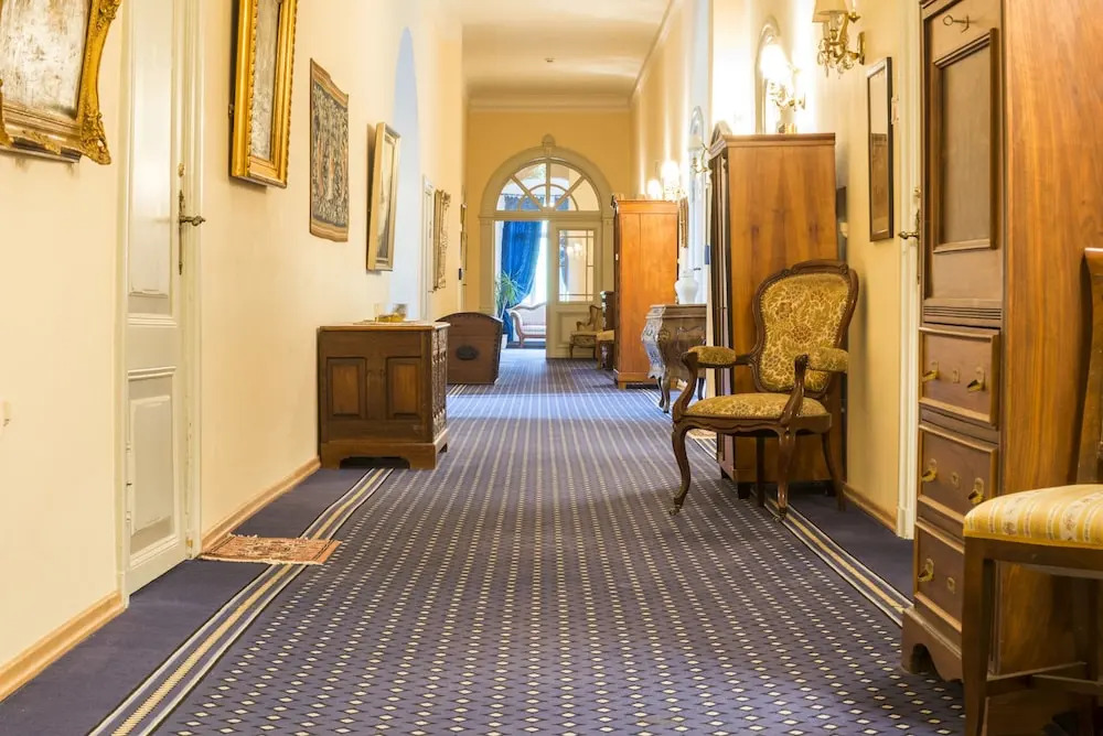 Schlosshotel Rühstädt Garni - Natur & Erholung an der Elbe