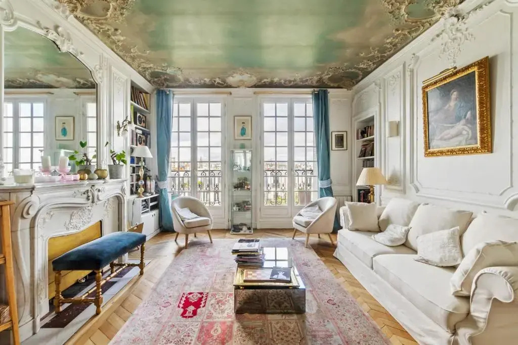 Stylish Vintage 3BR Apartment in Le Marais by GuestReady