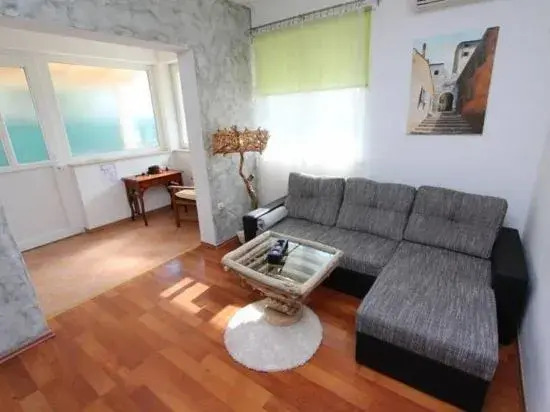Apartment Lucija