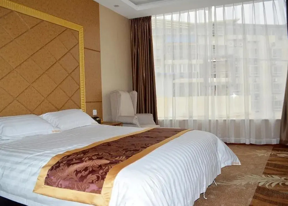 Yingcai Holiday Hotel