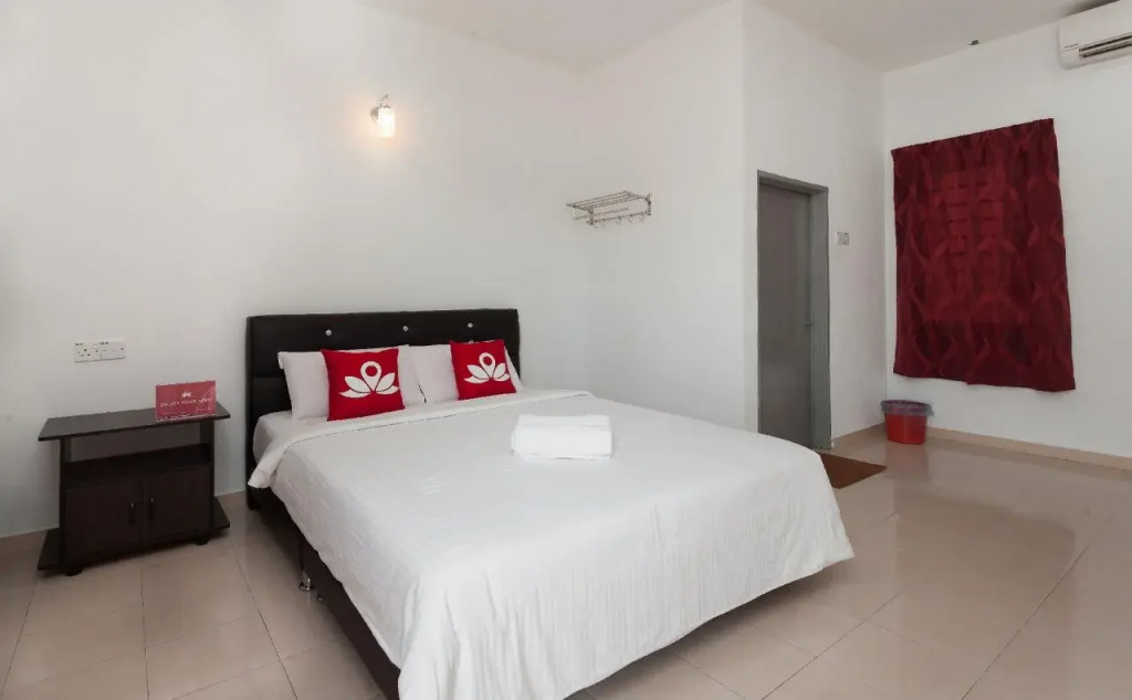 Alpha Motel