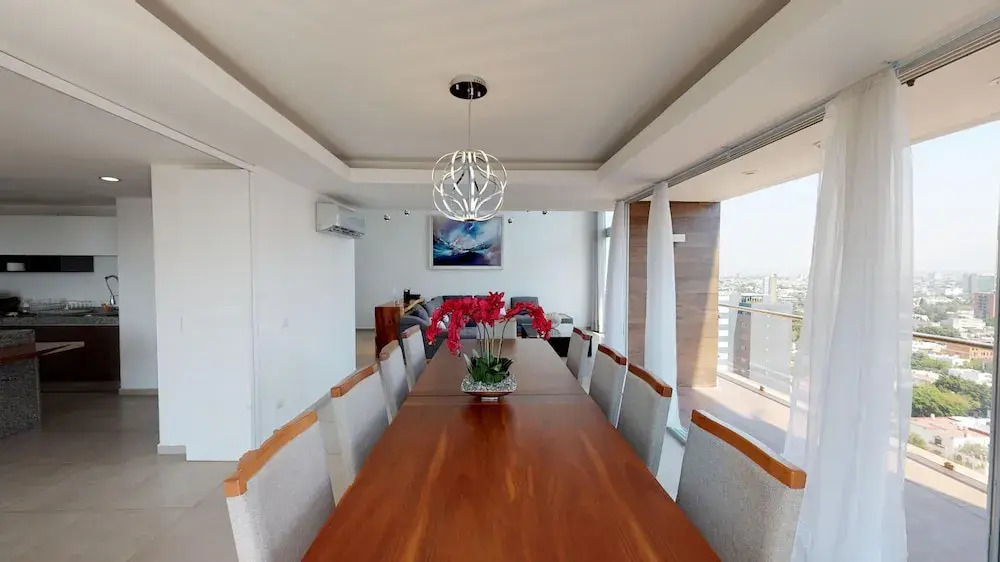Luxury Penthouse in Chapultepec Guadalajara 17A