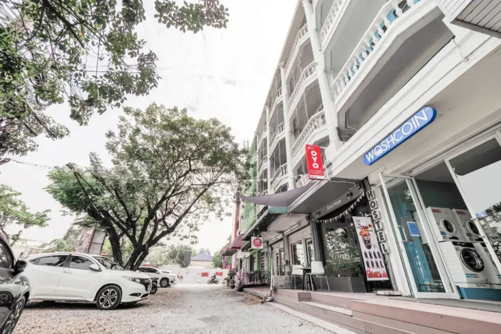 Bossa House Hostel & Cafe