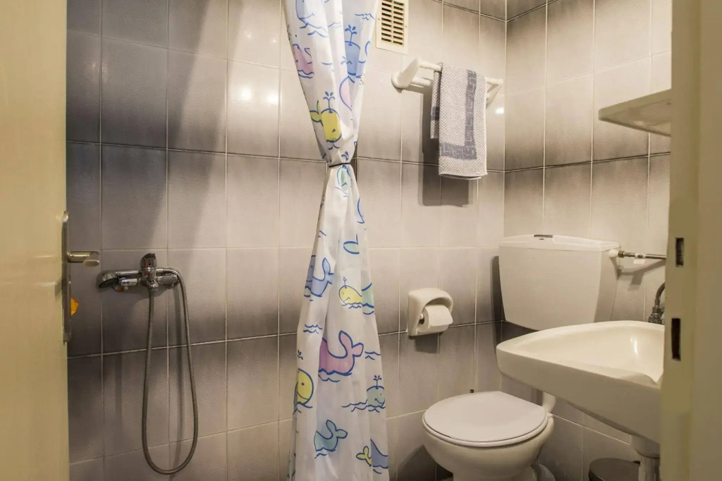 Erato Studios & Apartments