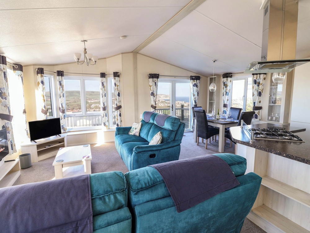 91 Swanage Coastal Park