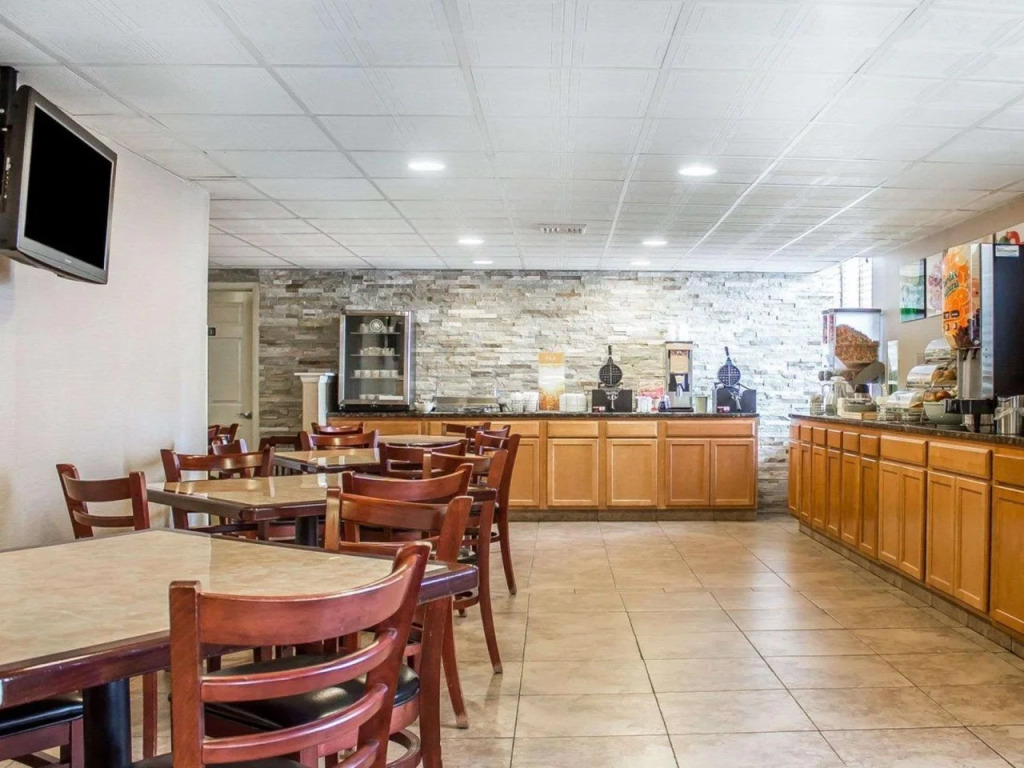Comfort Inn Dunmore - Scranton East