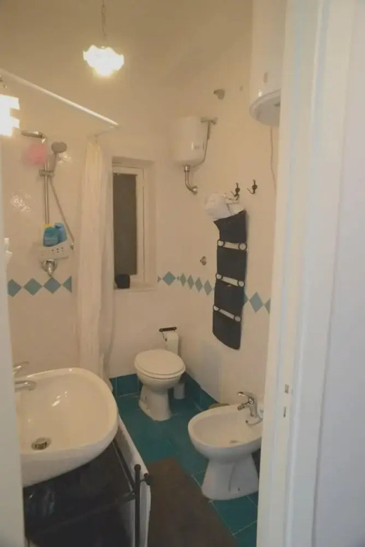 Flat 2 Bedrooms - Pozzuoli