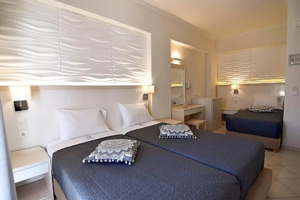 Alonia Hotel