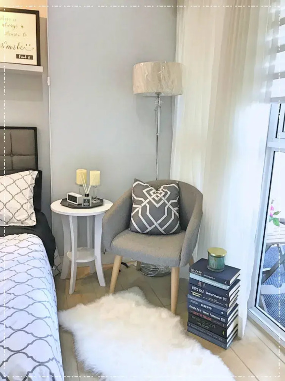 7th Floor Studio Suite W/ Balcony, Free-wifi&netflix next to Grand Canal Mall