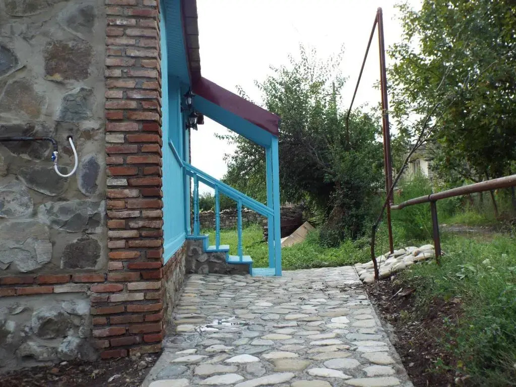 Ninos House