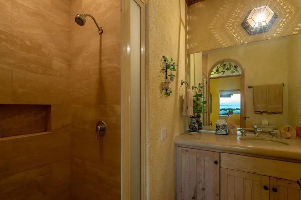6 Bedroom Beachfront From $1600 per Night: Villa de la Playa