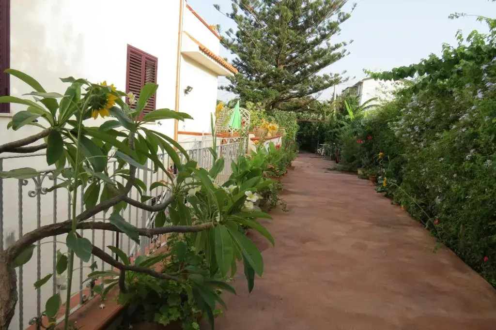 Il Roseto di Betty Appartamento in villa S1