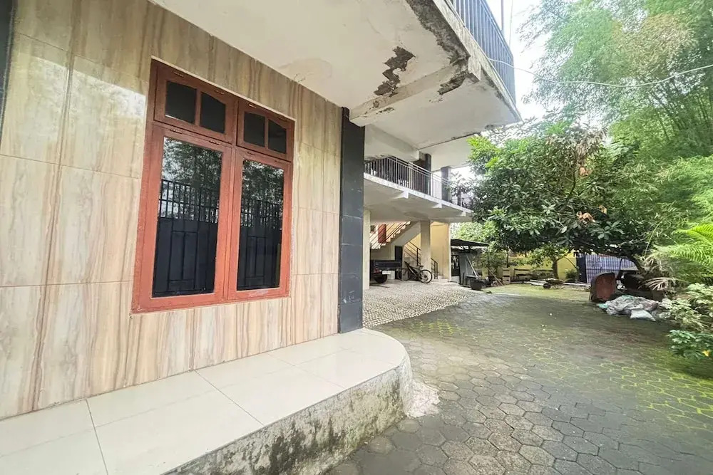 OYO 95097 Griya Asri Guest House