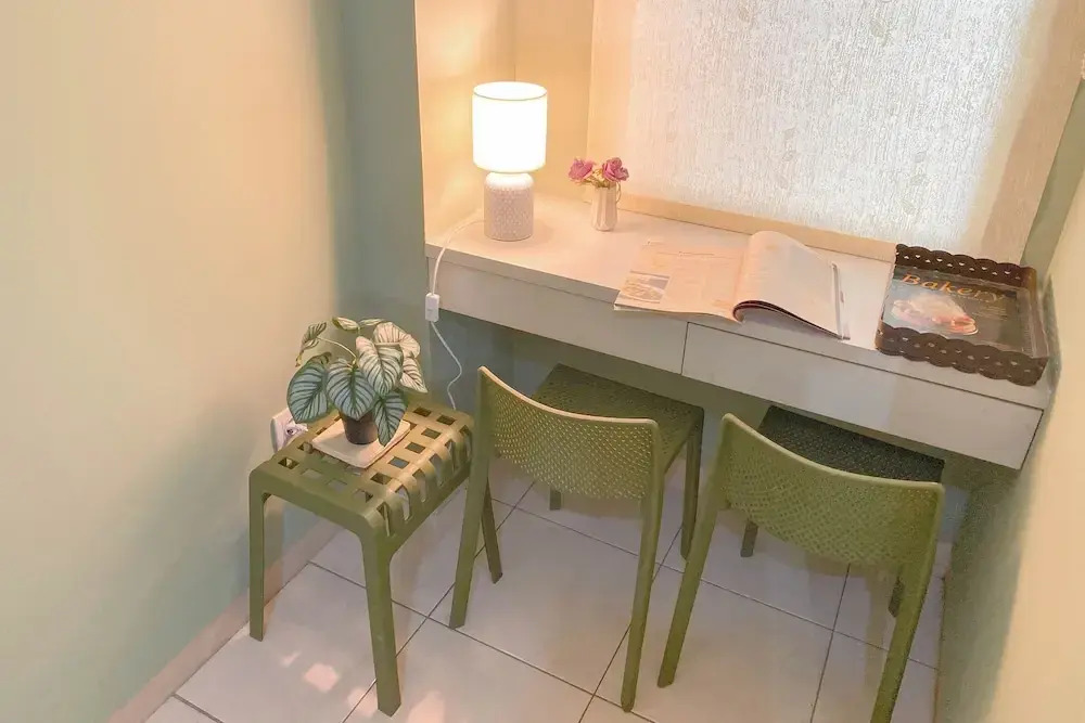 Cozy Stay Studio at 3rd Floor Springlake Summarecon Bekasi Apartment By Travelio