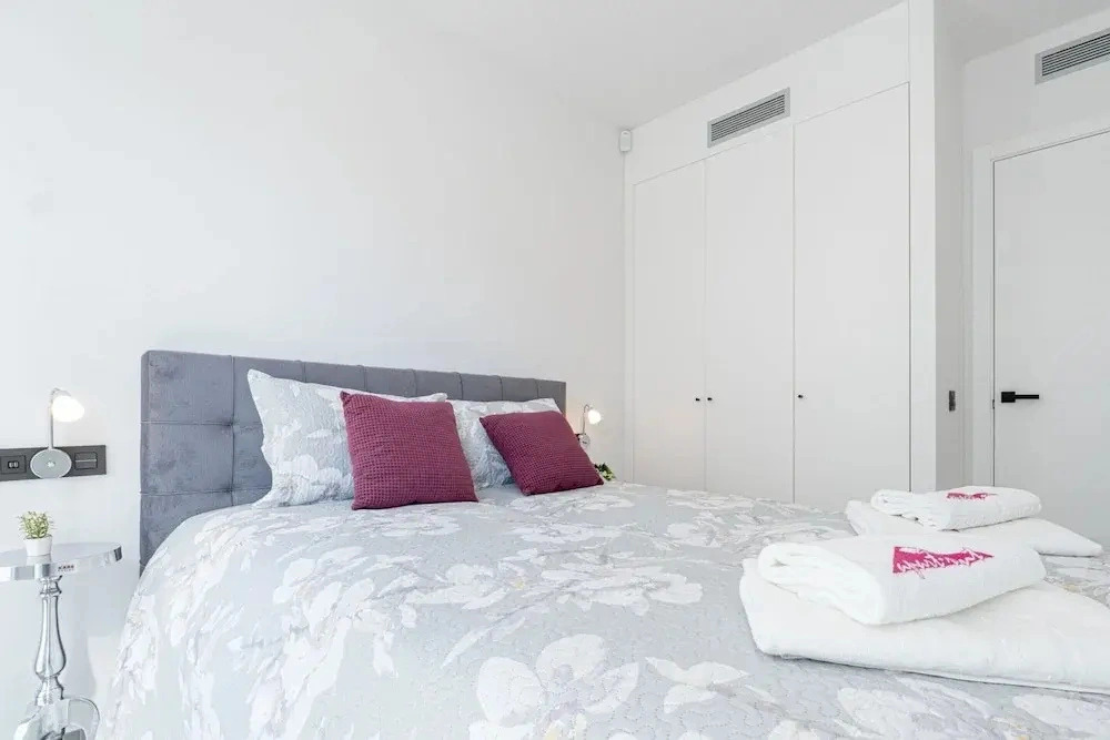 Apartment in Roses Near the Beach & Pool