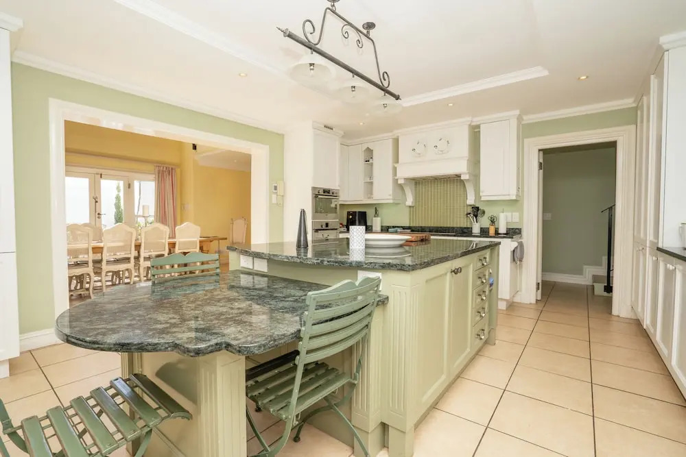 Charming Langebaan Holiday Home With Panoramic Views