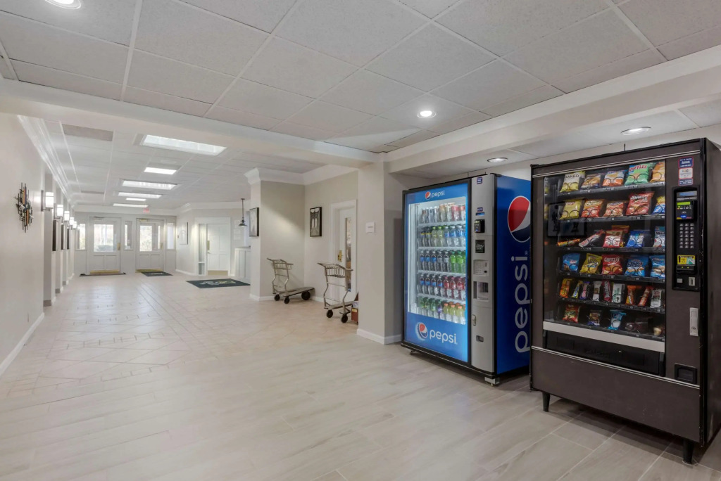 Quality Inn & Suites New Hartford - Utica