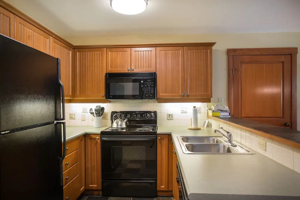 Eagle Springs East - 2 Bedroom Condos in Solitude UT