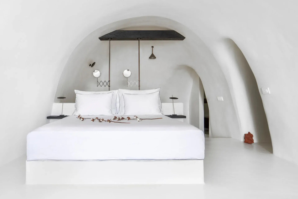 Abyss Santorini