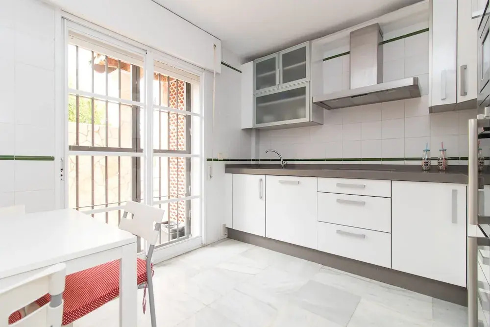 House with Garden & Pool in Malaga