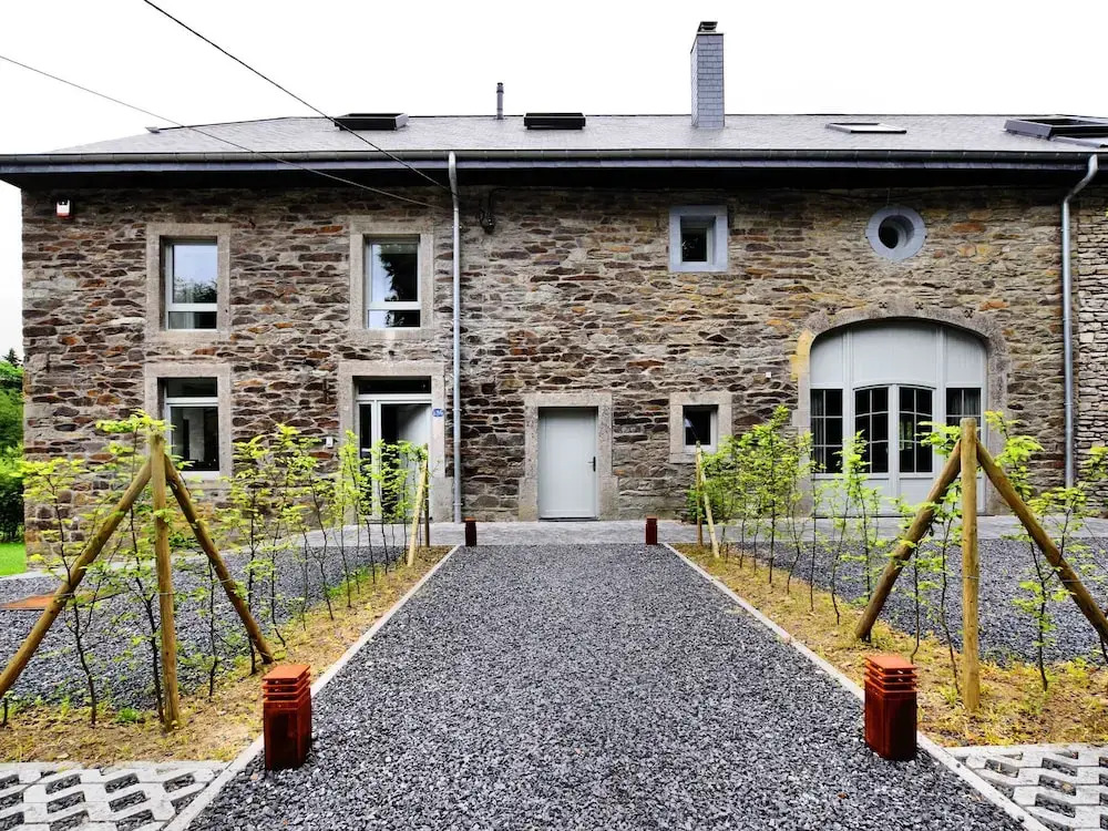 Combination of two Beautiful, Luxuriously Renovated Homes With En-suite Bathrooms