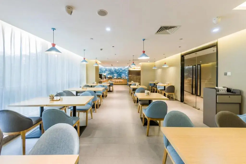 Home Inn (Guangzhou Jiefang Middle Road Gongyuanqian Metro Station)