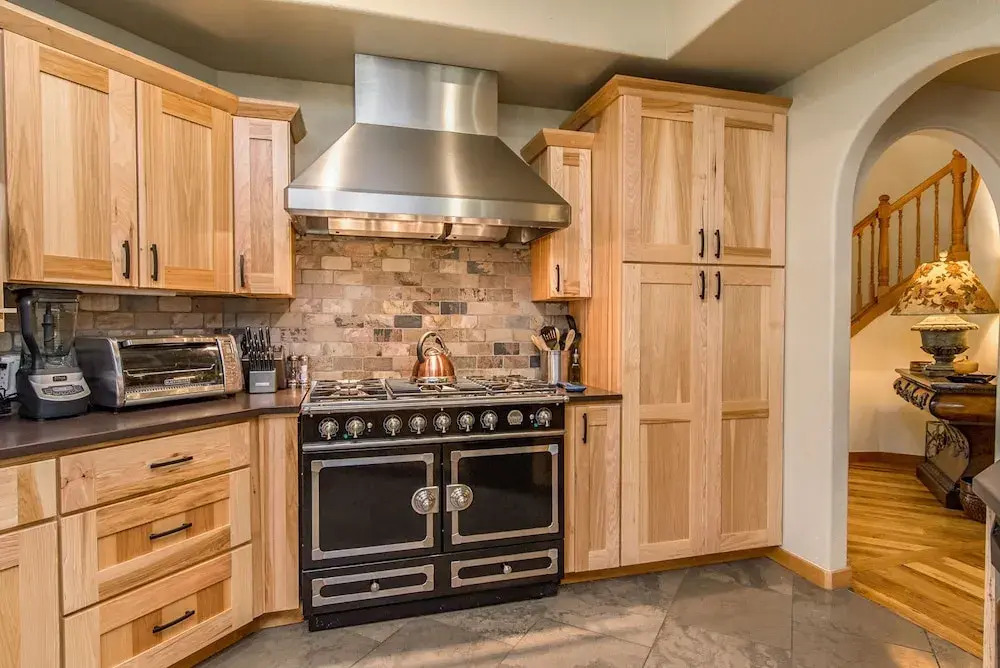 12726 Greenwood Dr House - 4 Br home by RedAwning