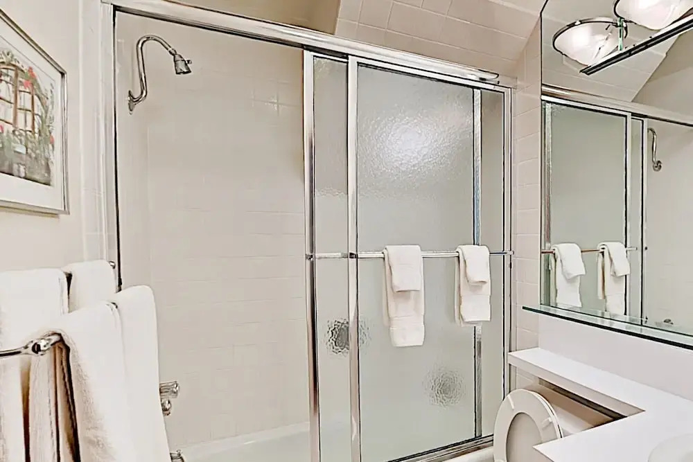 Snowmass Village Condo w/ Hot Tubs by RedAwning