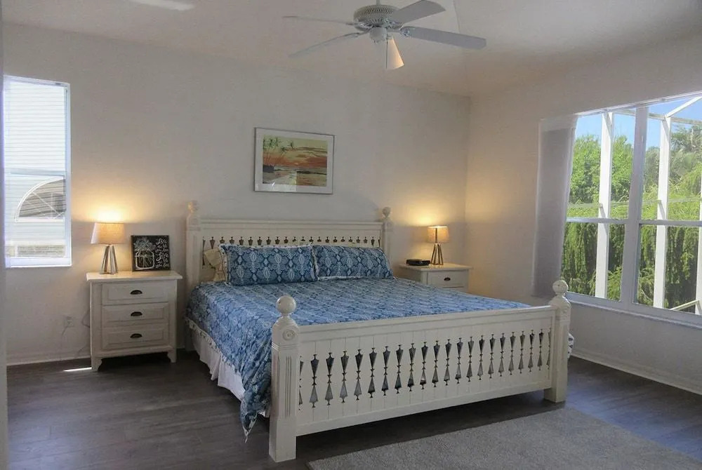 21650 Indian Bayou House by RedAwning