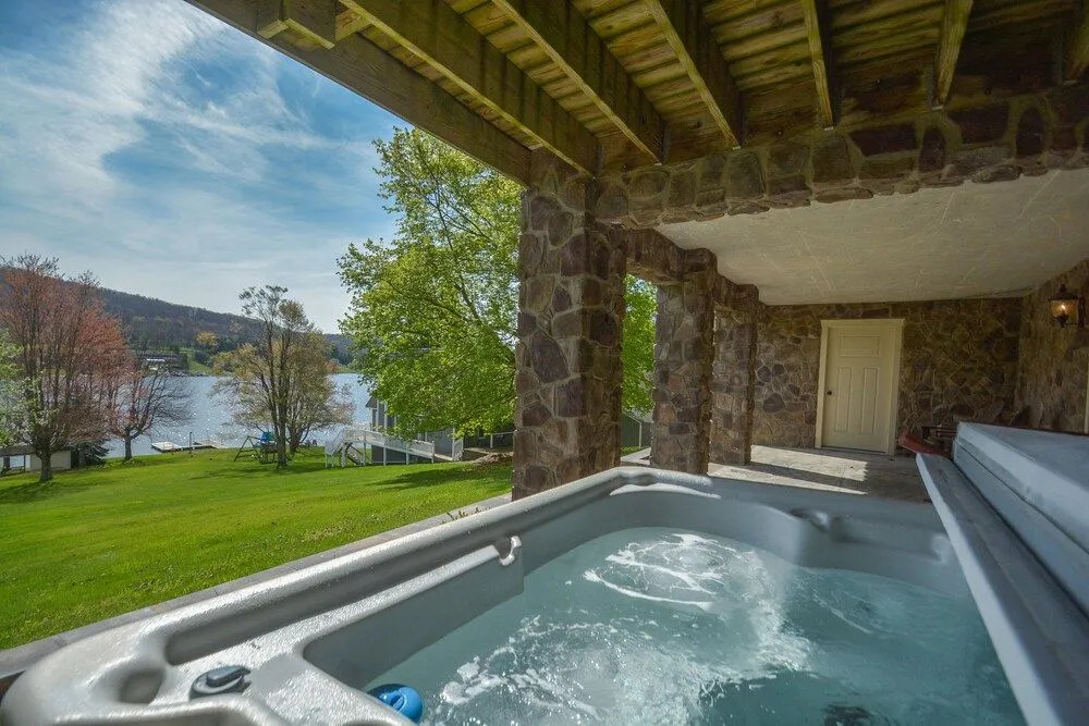 Lake Stone Manor
