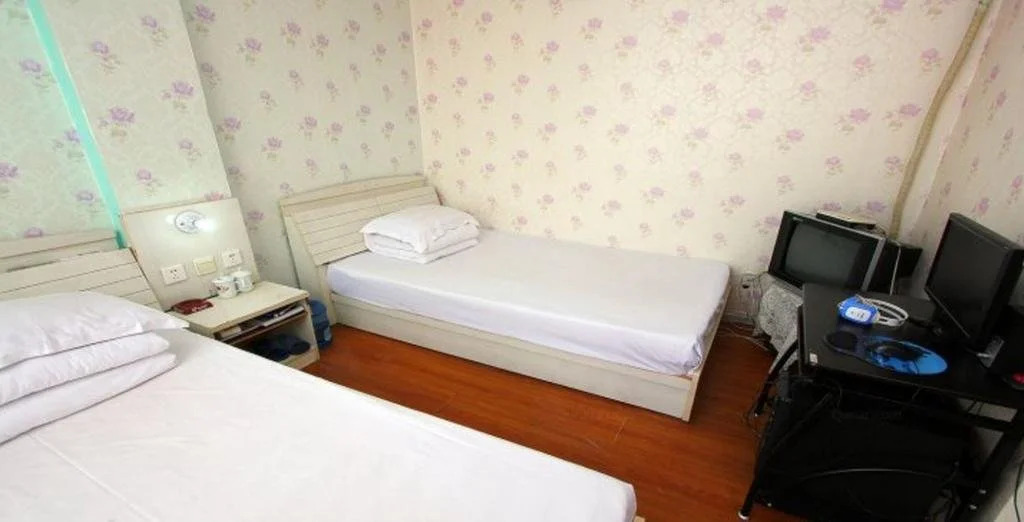 Huayu Express Inn
