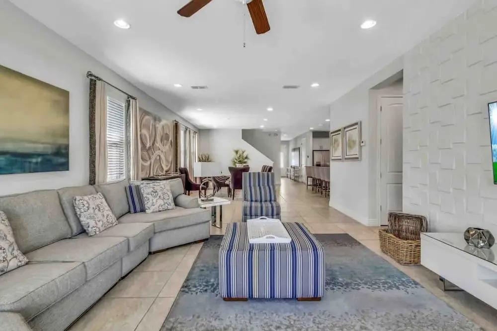 Chic 8BR All Suites With Pool and Game Room