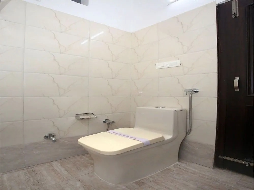 OYO 9922 Rishi & Kunal Guest House