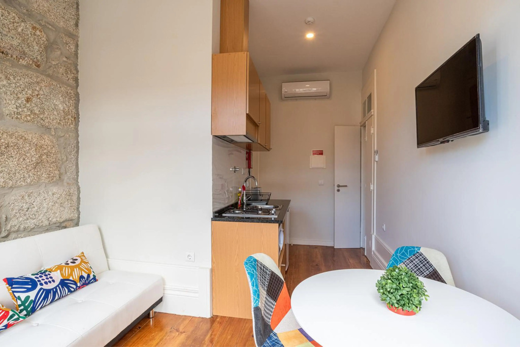 ZD Moreira Flats A