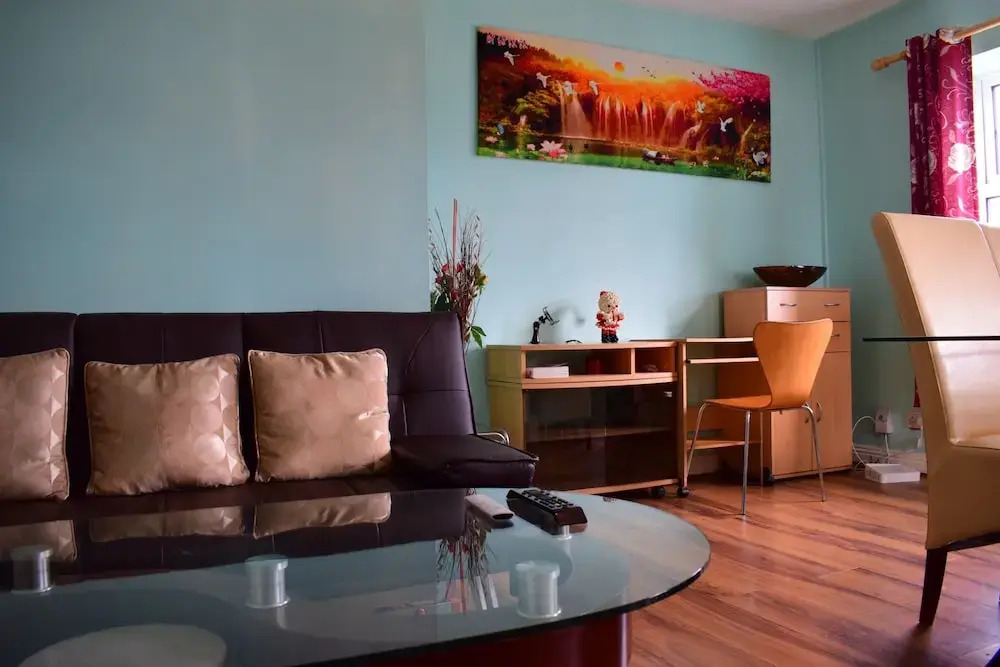 3 Bedroom Apartment With City Centre Location