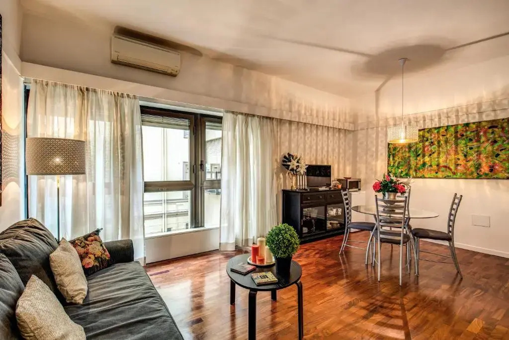 Lovely nest in Prati district