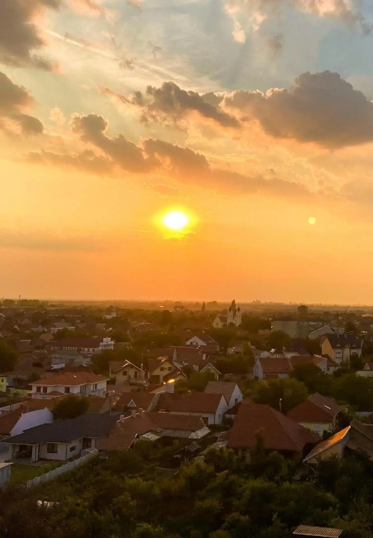 Sol Apartment - Near City Center - Free Parking
