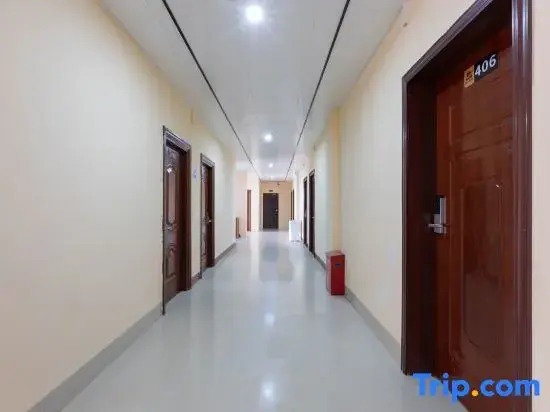 Xiangyun Select Hotel (Wuming Agricultural Products Market Branch)