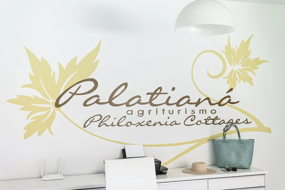 Palatiana Agriturismo-Philoxenia Cottages Retreat
