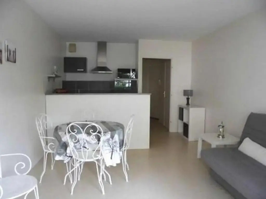 Appartement Saint-Gilles-Croix-de-Vie, 2 pièces, 4 personnes - FR-1-324-235