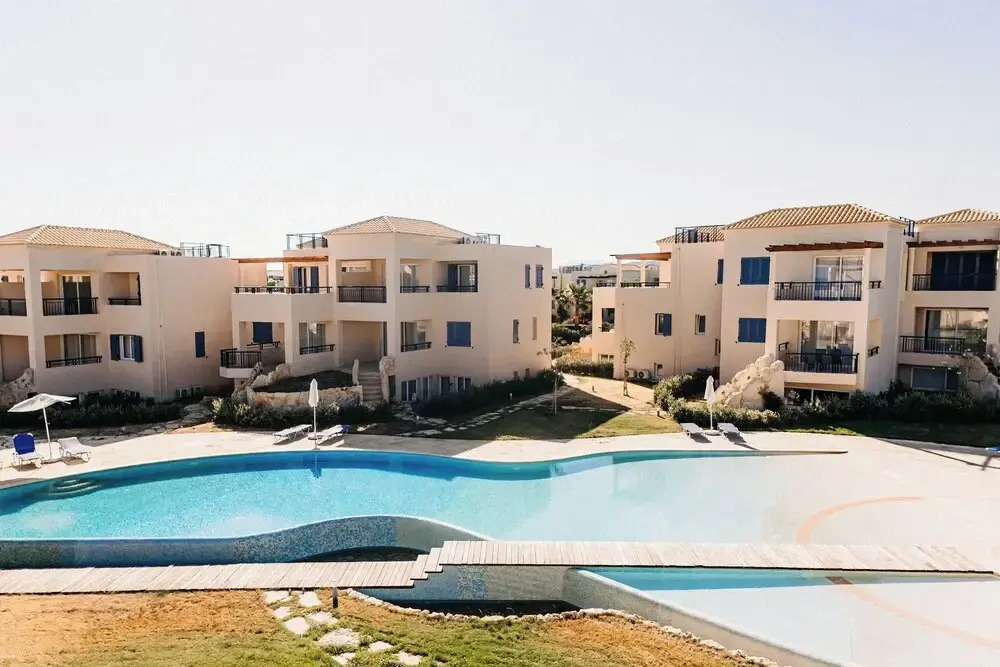 Phaedrus Living: Seaside Thalassa Cretan 203