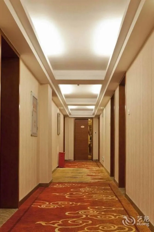 Bravo  Business Hotel